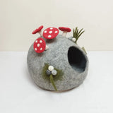 Felt Mushroom Cat Cave