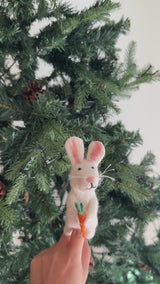 Felt Finger Puppet - Bunny Holding a Carrot