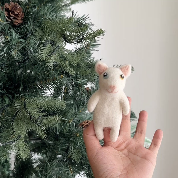 Felt Finger Puppet: "Titi" The Van Cat