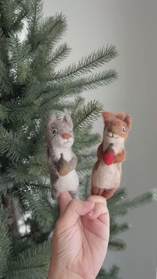 Felt Squirrel Finger Puppet with Acorn
