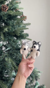 Felt Finger Puppet: Alaskan Husky Dog