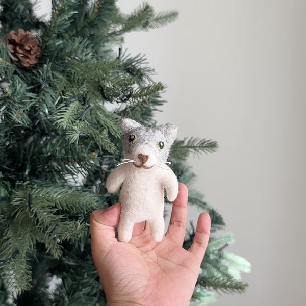 Felt Finger Puppet: "Mochi" The Gray and White Cat