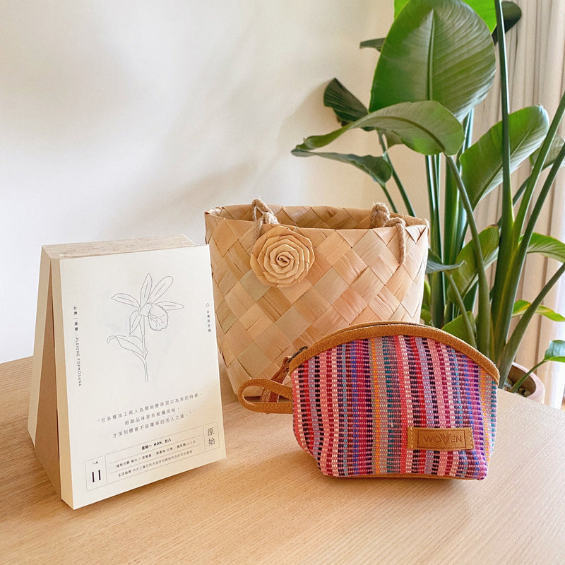 Woven Conchoidal Coin Purse - Pink | Premium Quality Unique Handmade Gifts And Accessories - Ganapati Crafts Co.