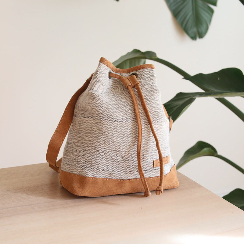 WOVEN Bucket Drawstring Bag - White